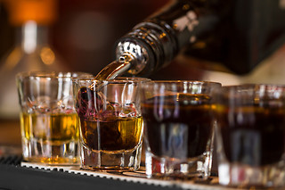 DISPENSARY WHISKEYSMAGNING