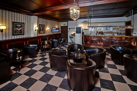 Hotel Vinhuset - photo 1