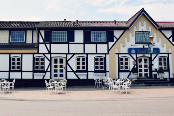 Hotel Menstrup Kro - photo 2