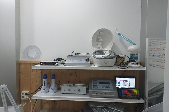 THE BEAUTY SHOP AND MORE... - photo 0