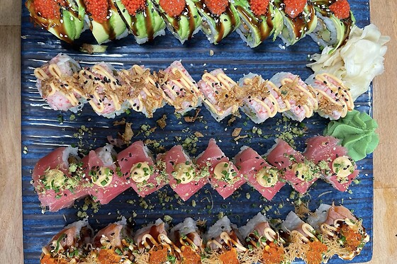 Umamii Sushi & Restaurant - photo 3