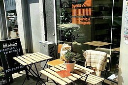 Byens forlag & bogcafe