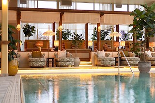 Overnatning på Hjortviken Country Club med middag
