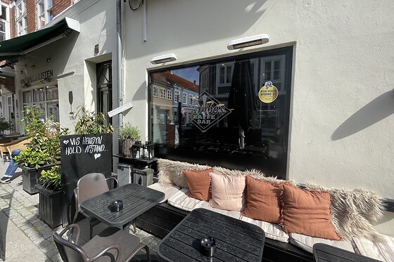 Jimbo's Kaffebar - photo 2