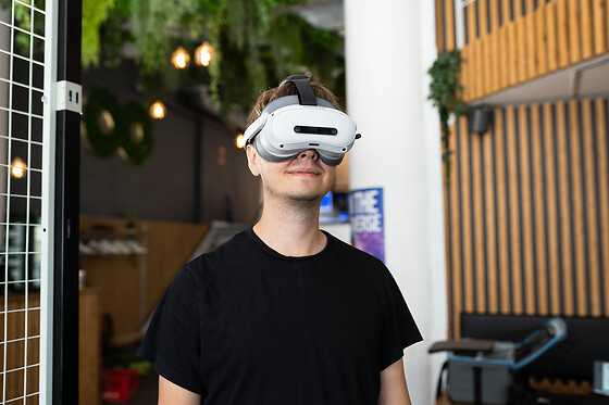 Limitless Virtual Reality - photo 1