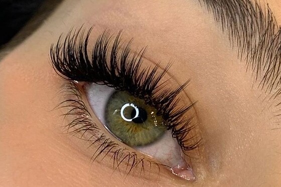 Victoria Lashes - photo 1