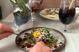 Bistronomi Kitchen & Bar