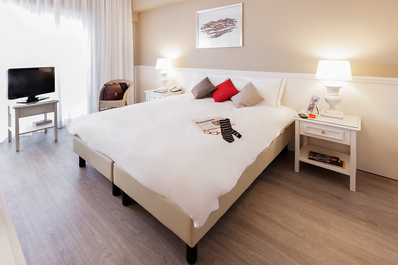 Hotels Online - photo 41