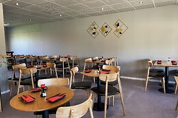 Kaya Sushi & Wok