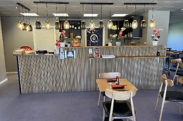 Kaya Sushi & Wok