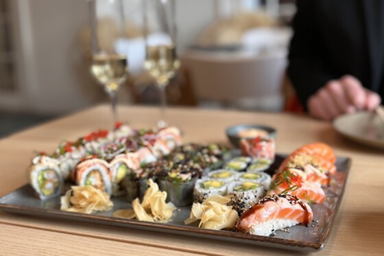 Umamii Sushi & Restaurant - photo 2