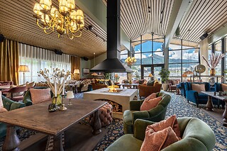 Pool Club & Dine for 2 hos Fýri Resort