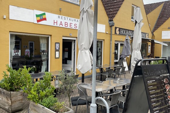 Habesha Restaurant - photo 2