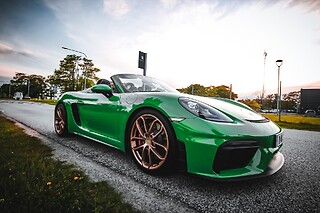 PRØVEKØR DRØMMEBILEN - PORSCHE 718 SPYDER